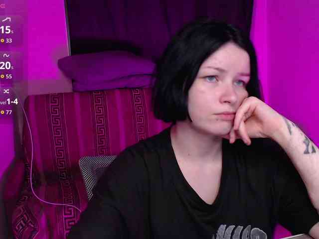 CherryNight666 webcam