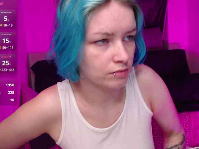 CherryNight666 webcam