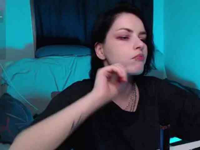 CherryNight666 webcam