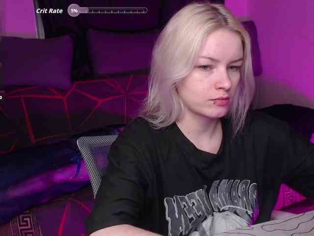 CherryNight666 webcam