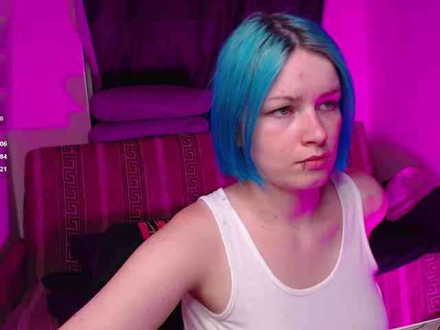 CherryNight666 webcam