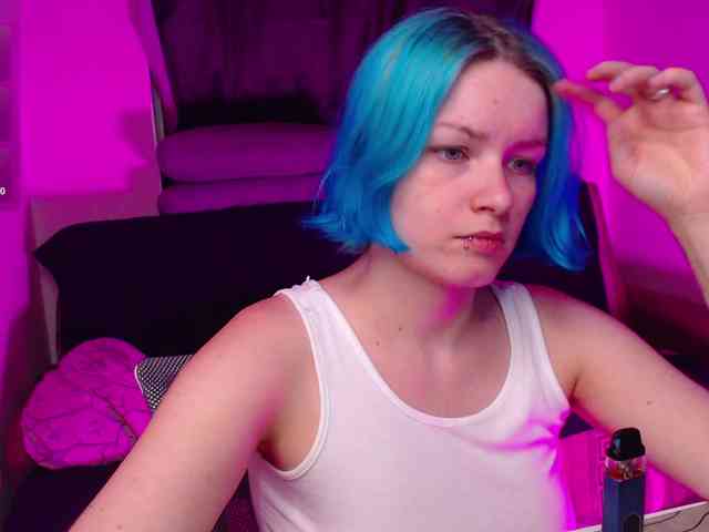 CherryNight666 webcam