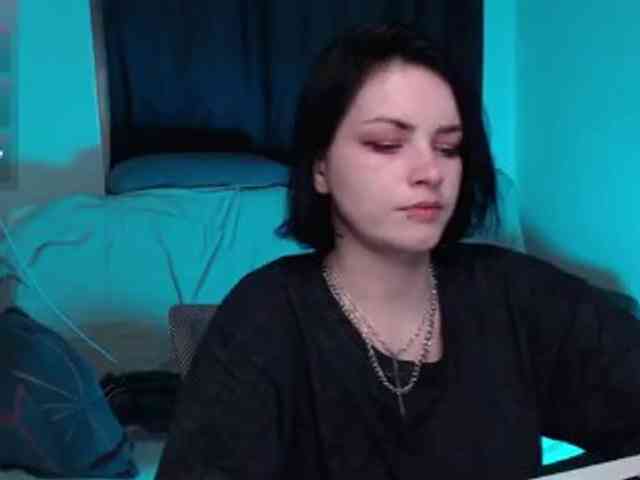 CherryNight666 webcam