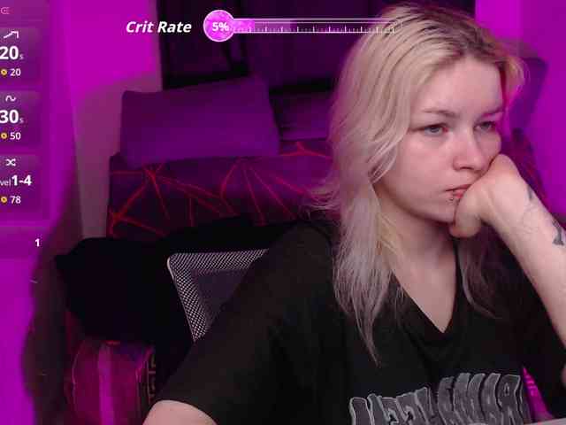 CherryNight666 webcam