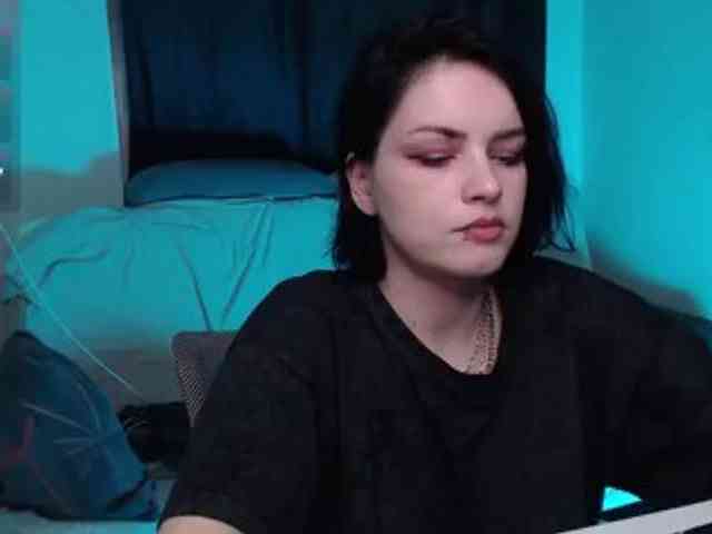 CherryNight666 webcam