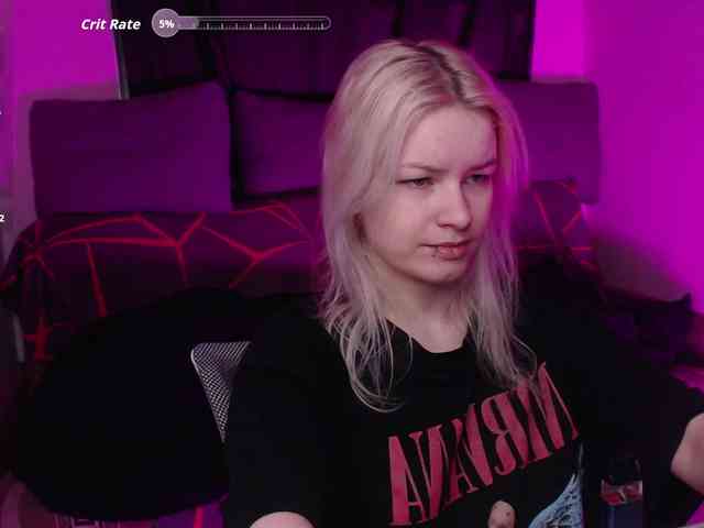 CherryNight666 webcam