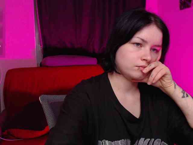 CherryNight666 webcam
