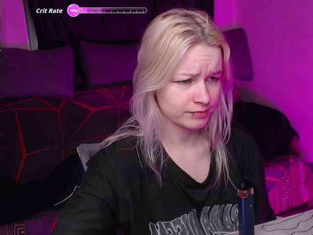 CherryNight666 webcam