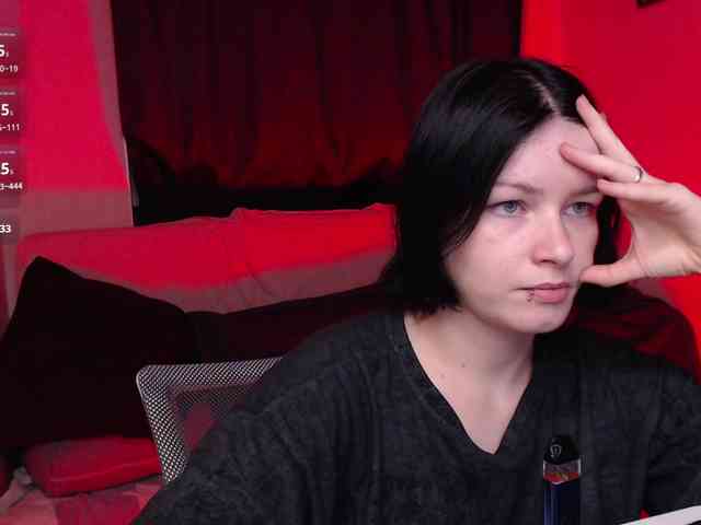 cherrynight666's live room