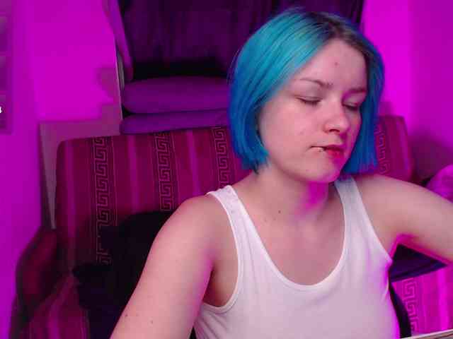 CherryNight666 webcam