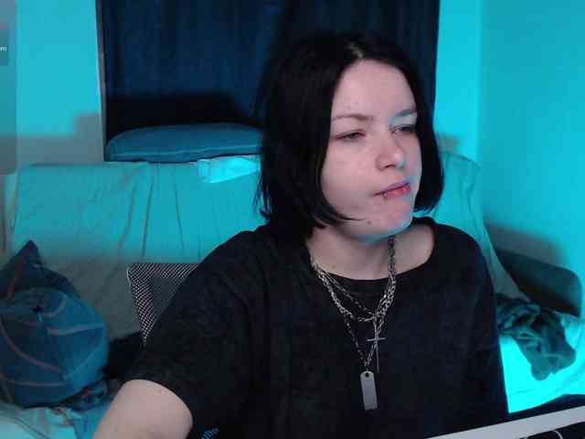 CherryNight666 webcam