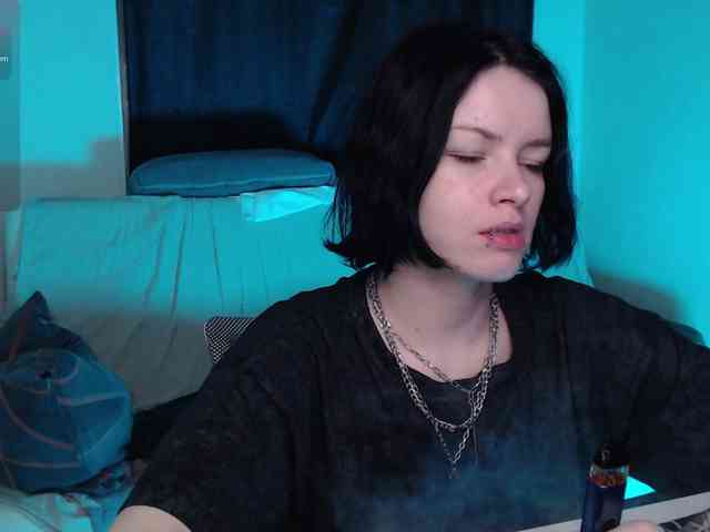 CherryNight666 webcam