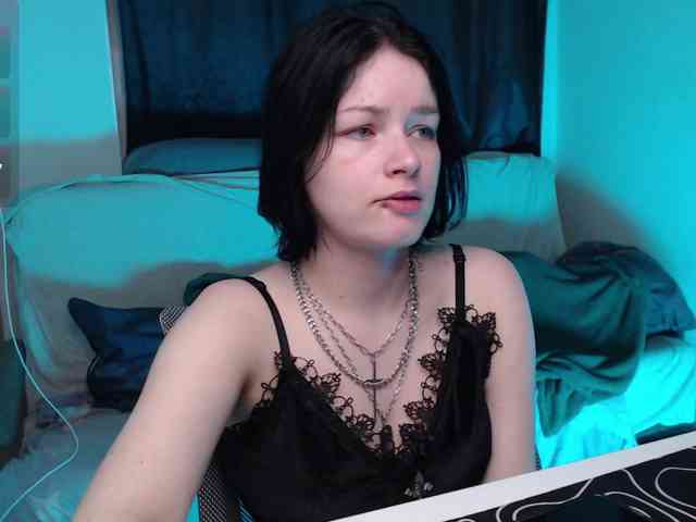 CherryNight666 webcam