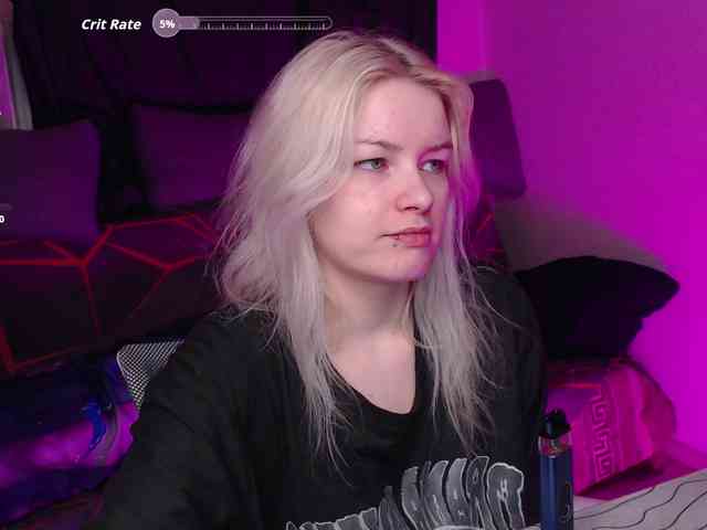 CherryNight666 webcam