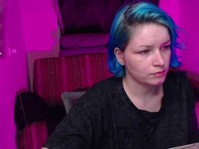 CherryNight666 webcam