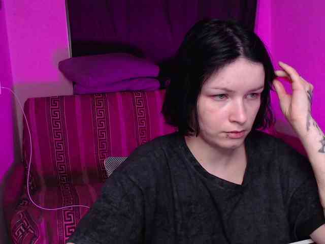 CherryNight666 webcam