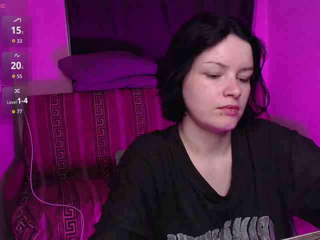 CherryNight666 webcam