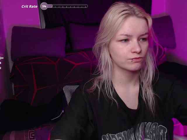 CherryNight666 webcam