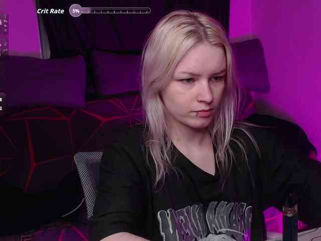 CherryNight666 webcam