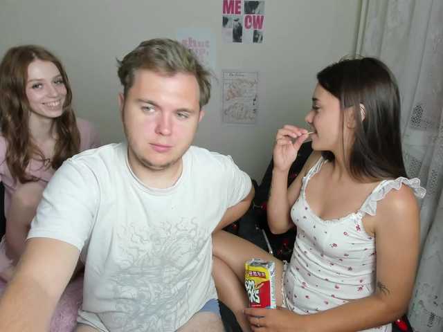 lissazmark2 live cam on BongaCams