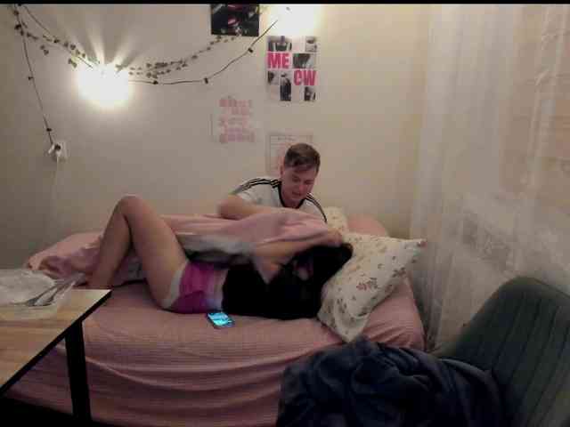 lissazmark2 Live Webcam on BongaCams