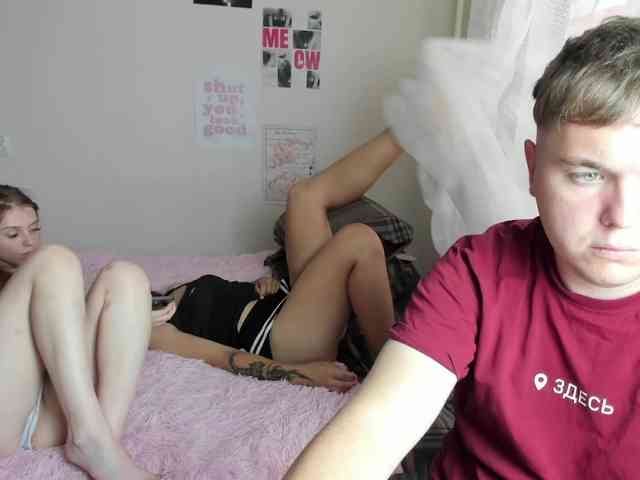 lissazmark2 Live Webcam on BongaCams