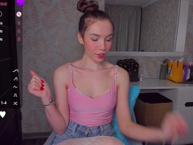 YonaBones's BongaCams show and profile