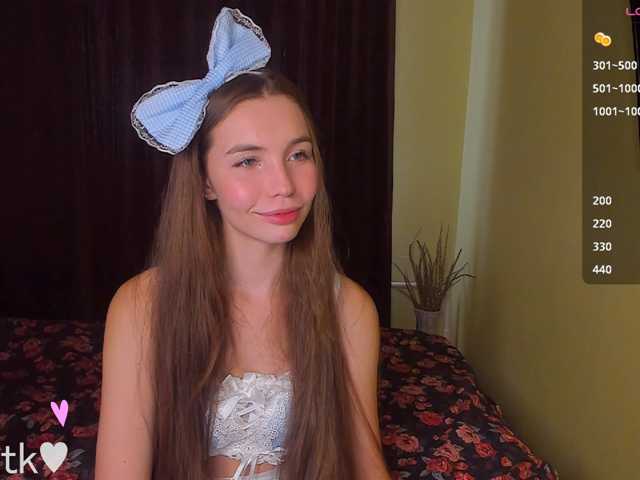 YonaBones live cam on BongaCams