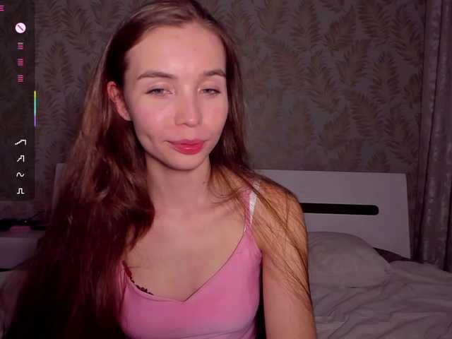 YonaBones live cam on BongaCams