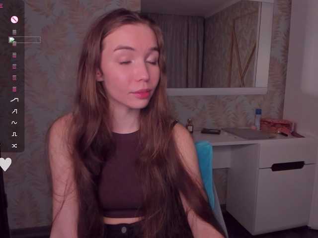 YonaBones live cam on BongaCams