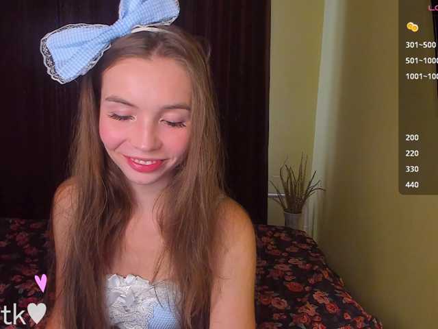 YonaBones live cam on BongaCams