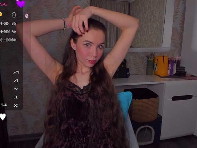 YonaBones's BongaCams show and profile