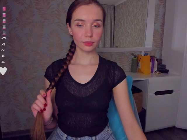YonaBones Live Cam on BongaCams