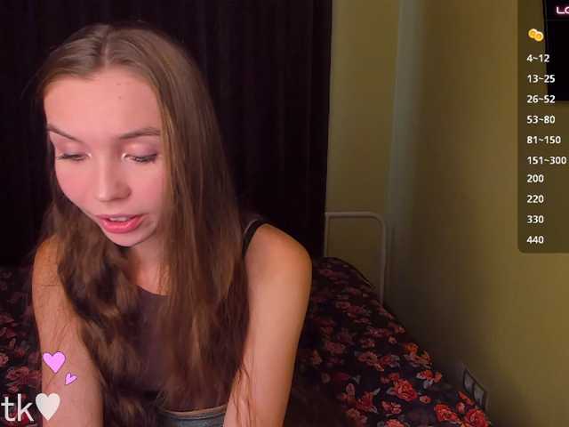 YonaBones live cam on BongaCams
