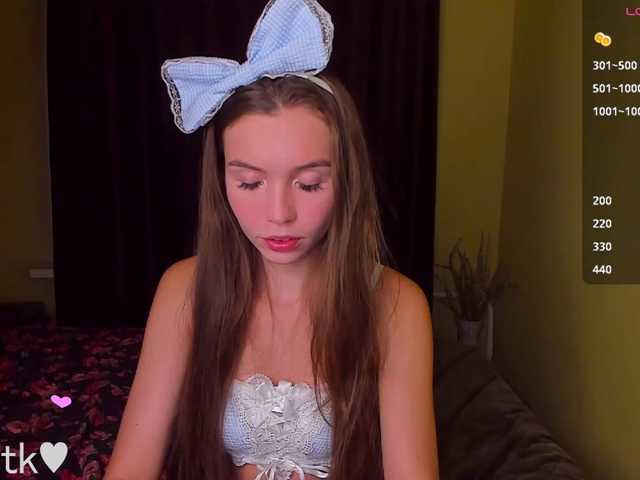 YonaBones live cam on BongaCams