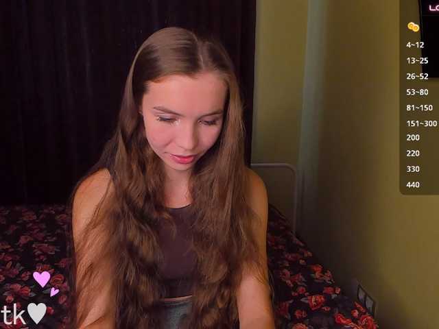 YonaBones live cam on BongaCams