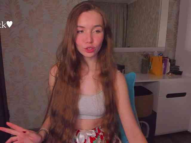 YonaBones webcam