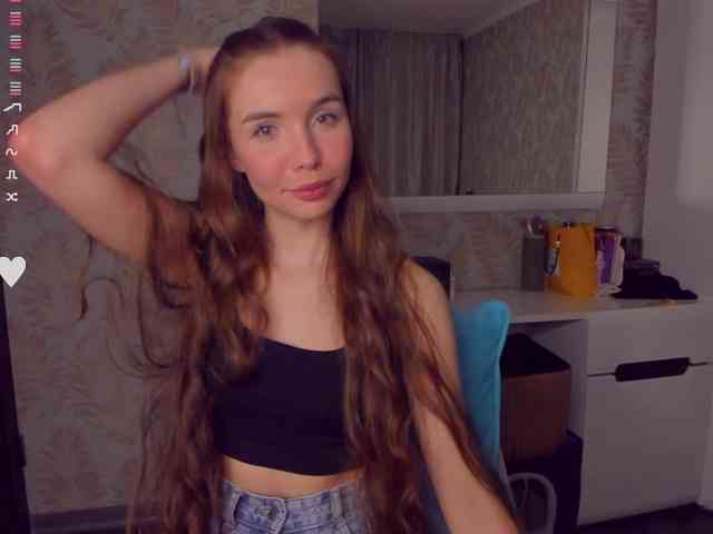 YonaBones webcam
