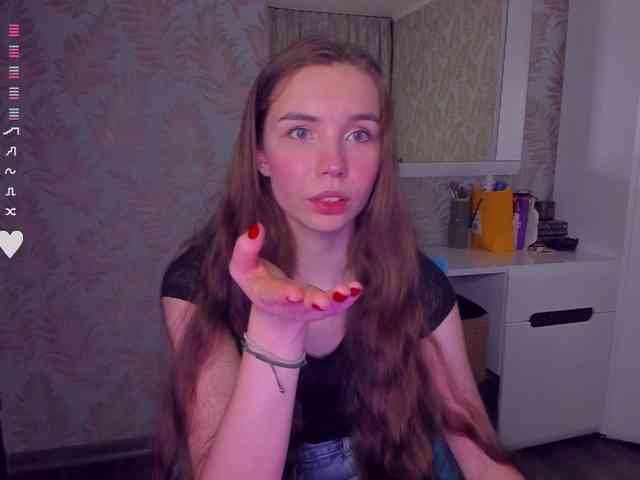 YonaBones webcam