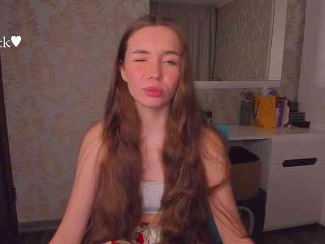 YonaBones webcam