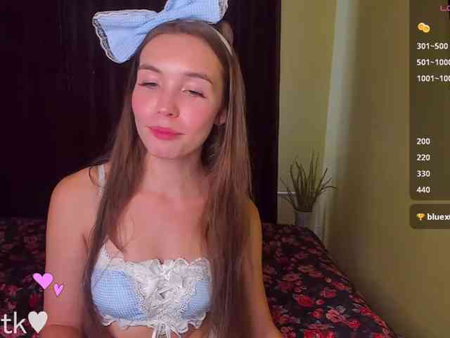 YonaBones webcam