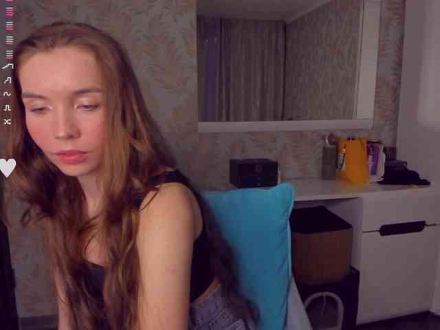 YonaBones webcam