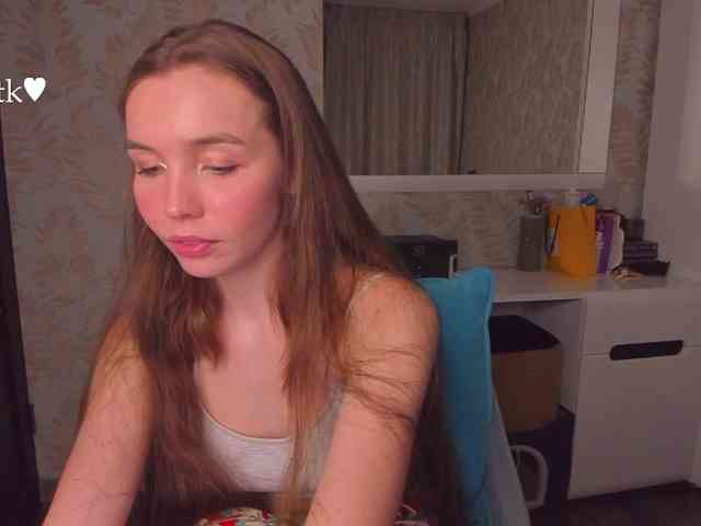 YonaBones webcam
