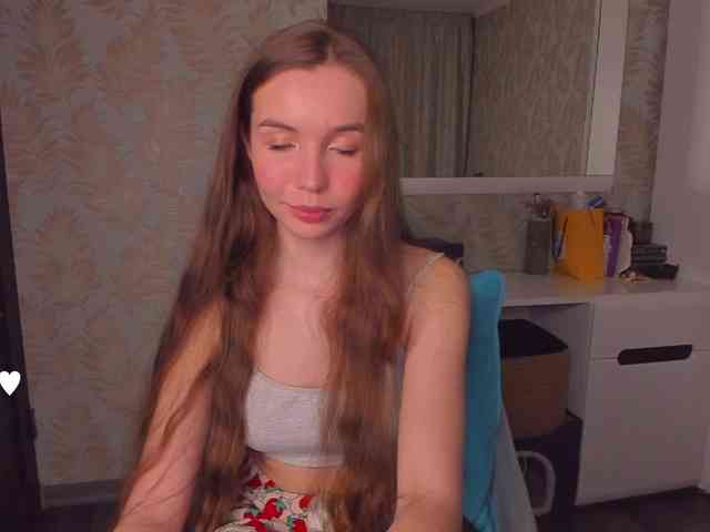 YonaBones webcam