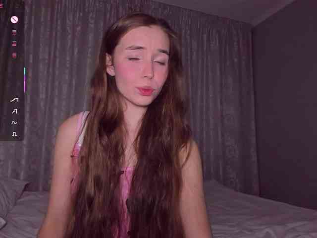 YonaBones webcam