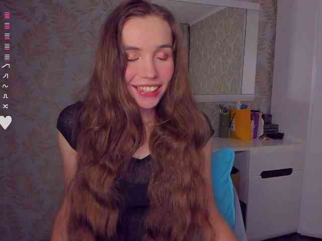 YonaBones webcam