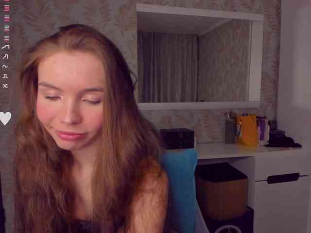 YonaBones webcam