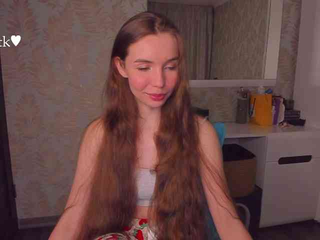 YonaBones webcam