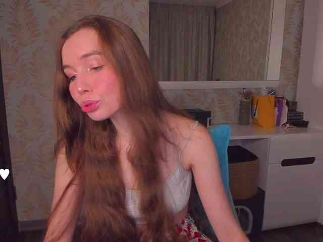 YonaBones webcam