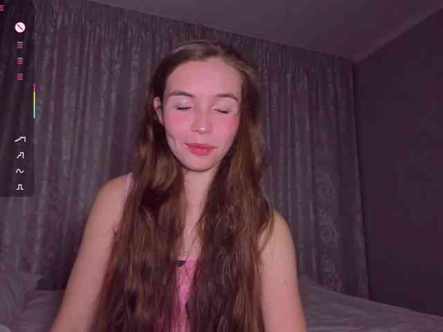 YonaBones webcam